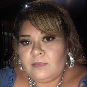 Meet your Posher, Araceli